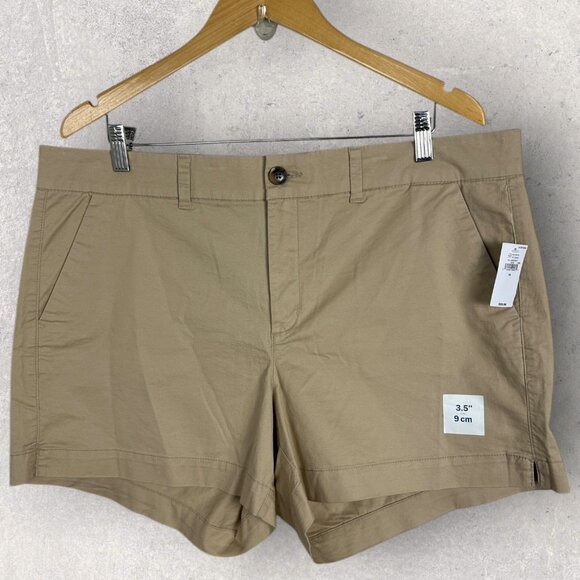 NWT Old Navy Everyday Short Womens Size 16 Taupe Tan Beige Relaxed Fit NEW Plus - Picture 2 of 15